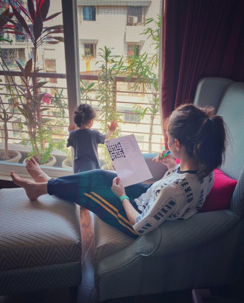 Soha Ali Khan and Inaaya Naumi Kemmu